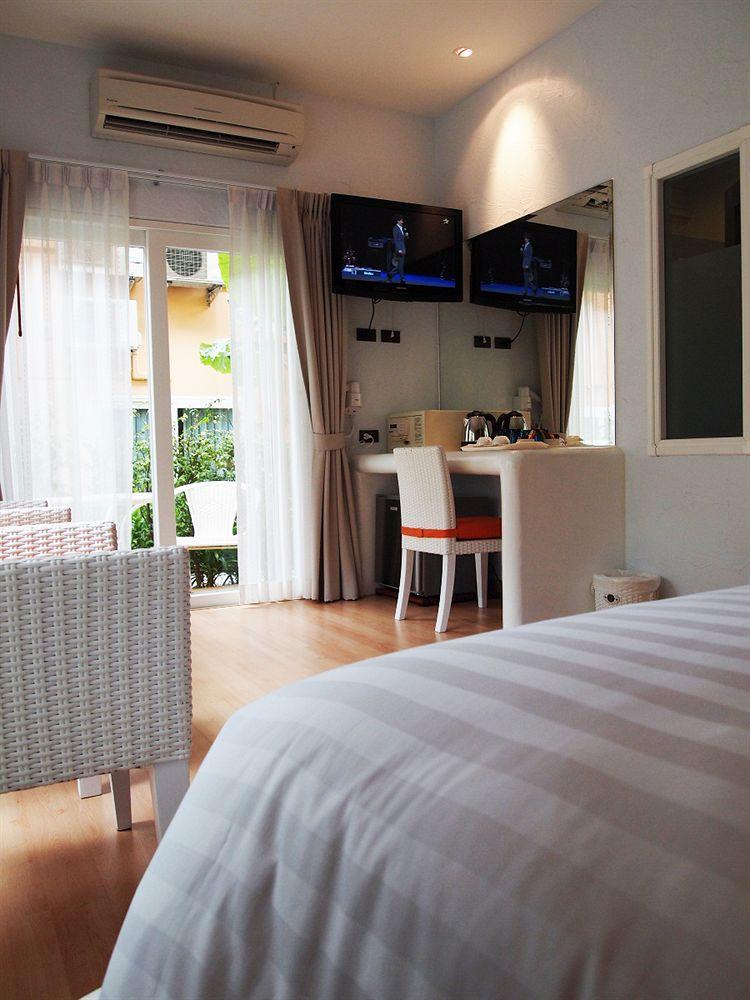 Oyo 626 The Chalet Phuket Resort Panwa Beach Dış mekan fotoğraf