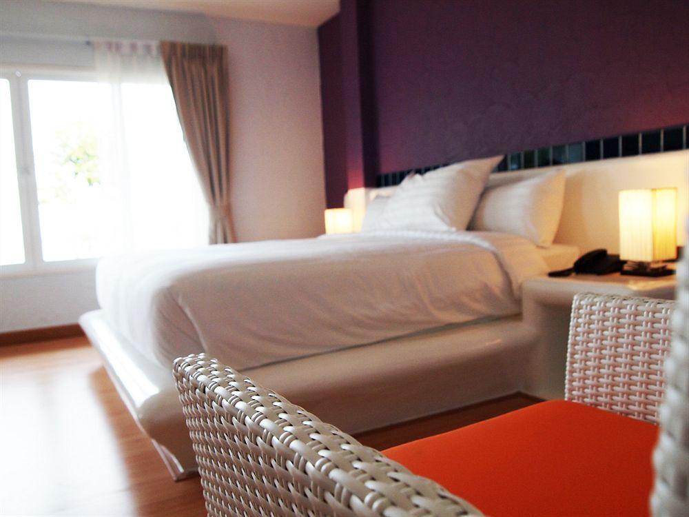 Oyo 626 The Chalet Phuket Resort Panwa Beach Dış mekan fotoğraf