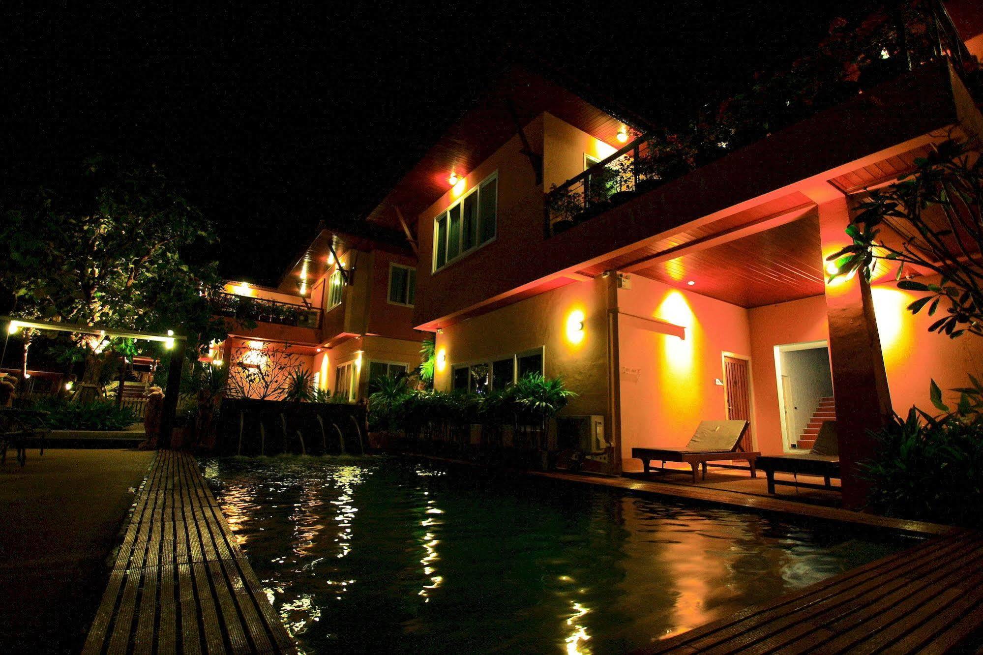 Oyo 626 The Chalet Phuket Resort Panwa Beach Dış mekan fotoğraf