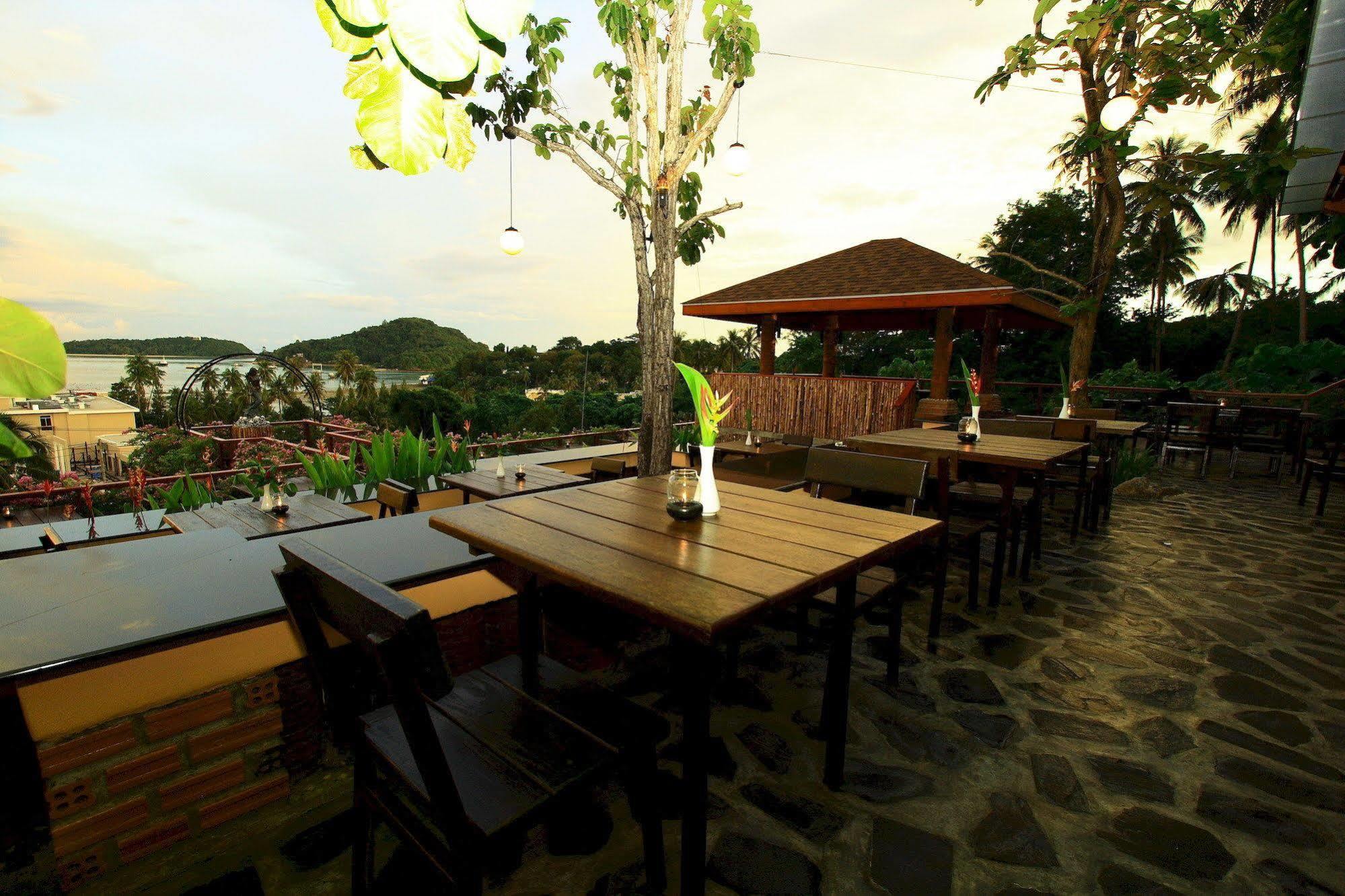 Oyo 626 The Chalet Phuket Resort Panwa Beach Dış mekan fotoğraf